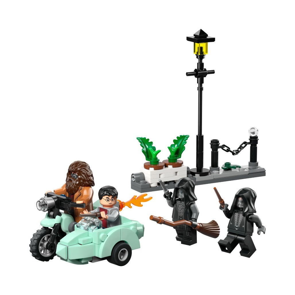 A Photo Of LEGO Hagrid™ & Harry's Privet Drive Escape - 124 Pieces - 76459