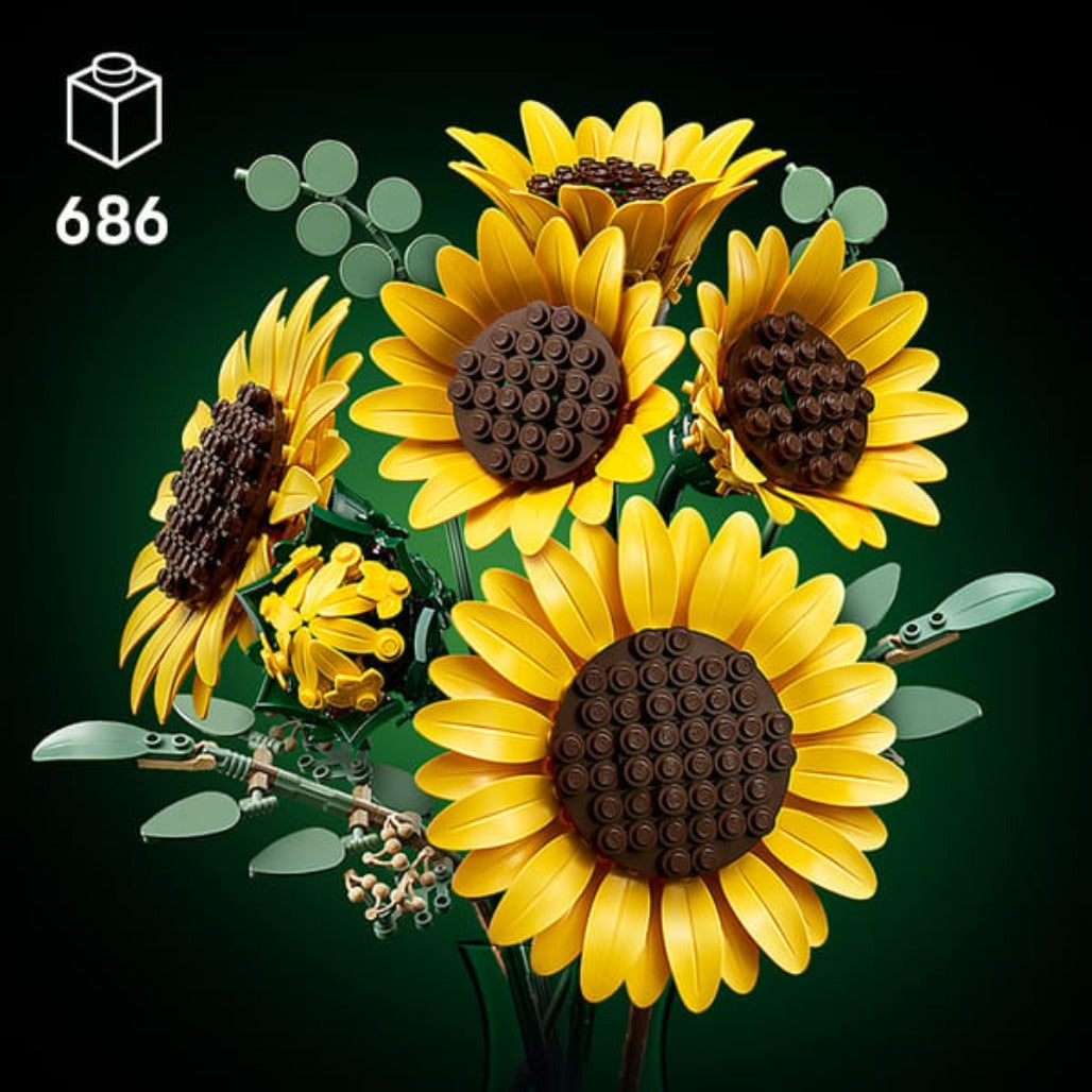 A Photo Of LEGO Sunflower Bouquet - 686 Pieces - 11502