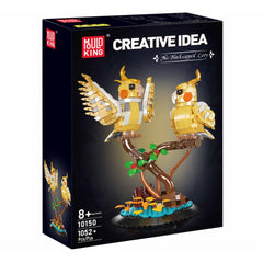 A Photo Of Mould King Black-Capped Lory Building Toy Set - 1052 Pieces - 10150
