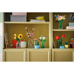 A Photo Of LEGO Botanicals Flowering Cactus 482 Pieces - 11509