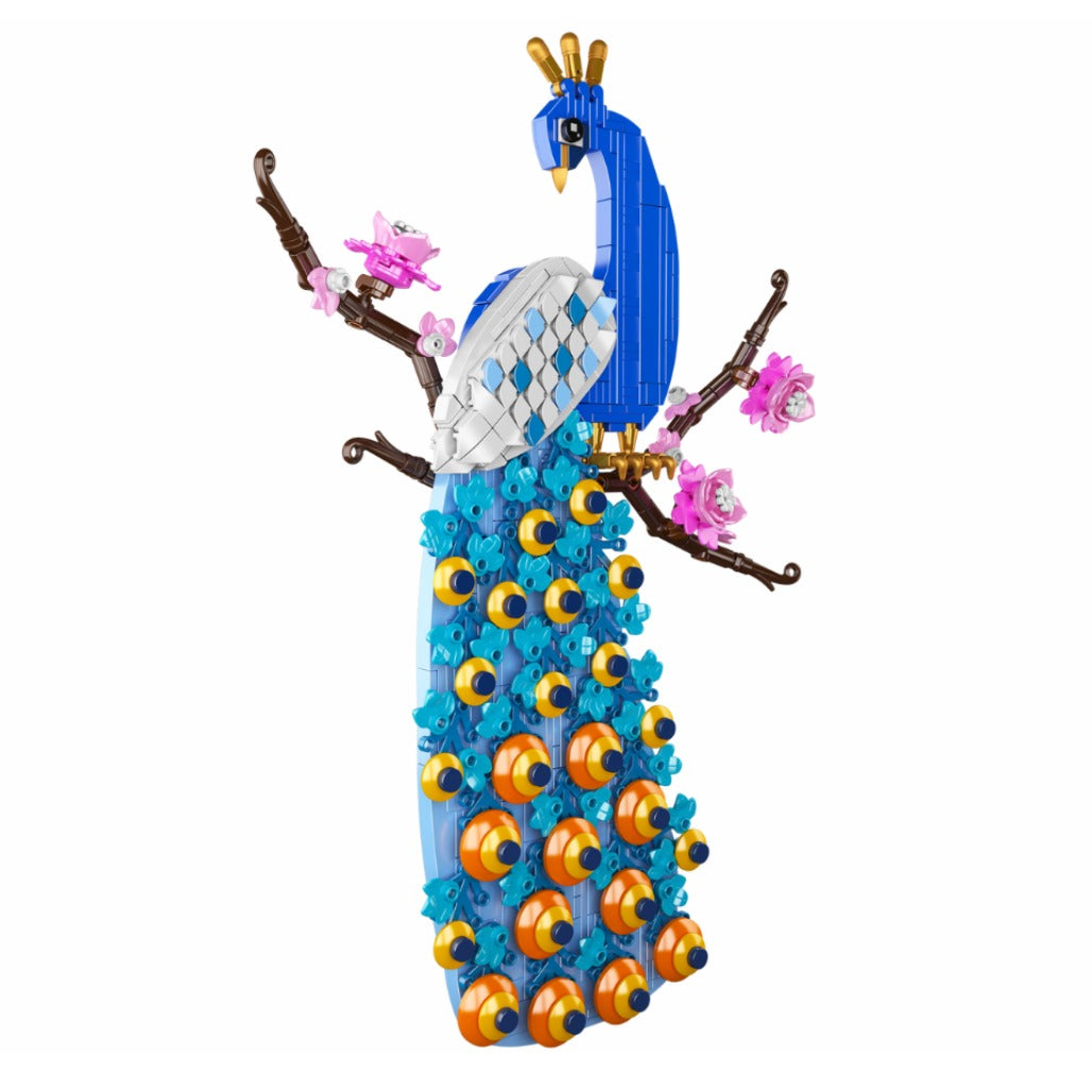 A Photo Of Mould King Peacock Wall Art Building Toy Set - 690 Pieces - 10149