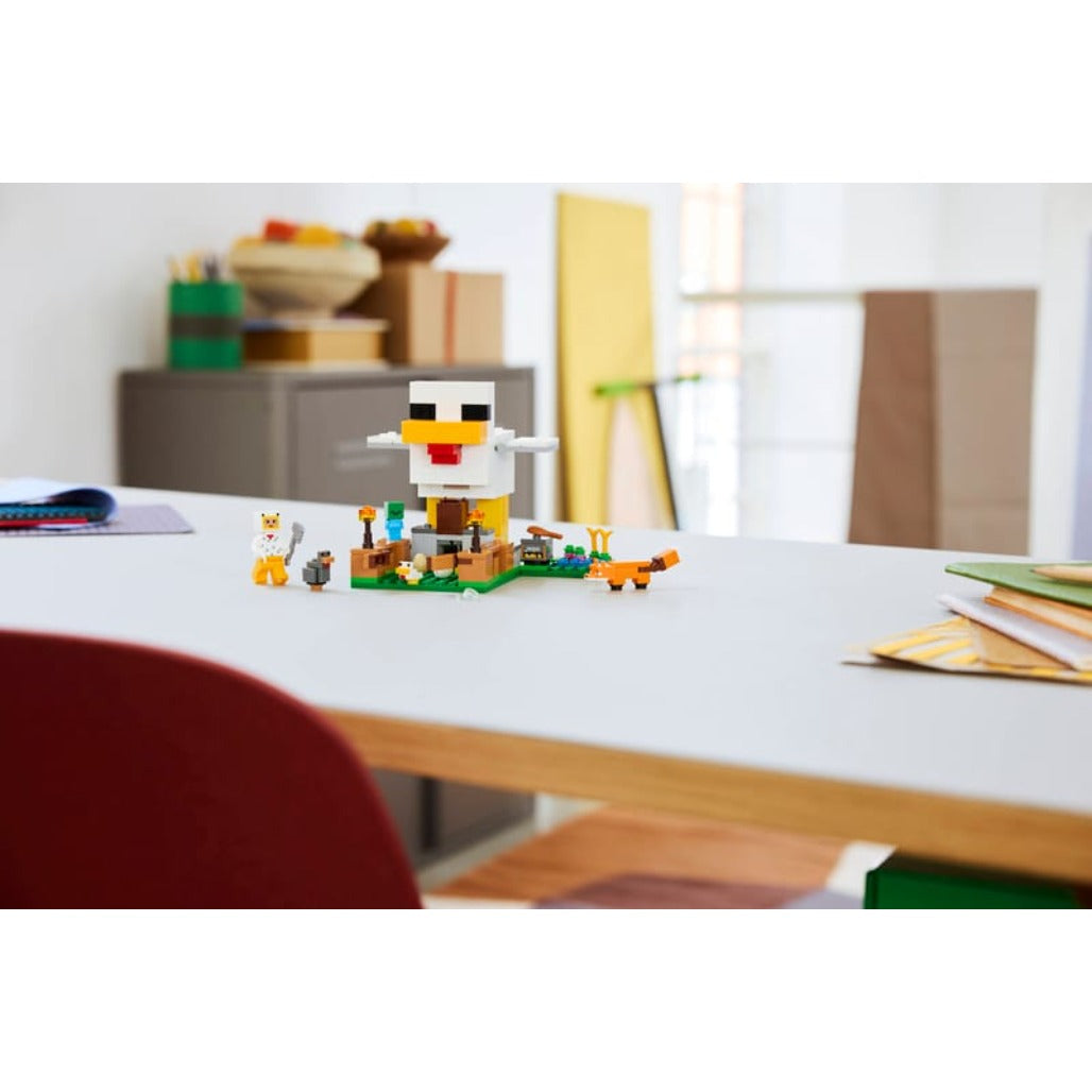 A Photo Of LEGO Chicken Farm - 233 Pieces - 21585