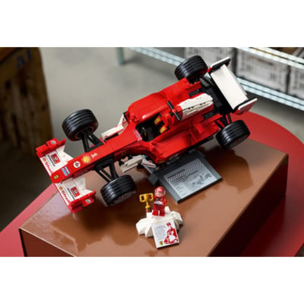 A Photo Of LEGO Ferrari F2004 & Michael Schumacher - 735 Pieces - 11375