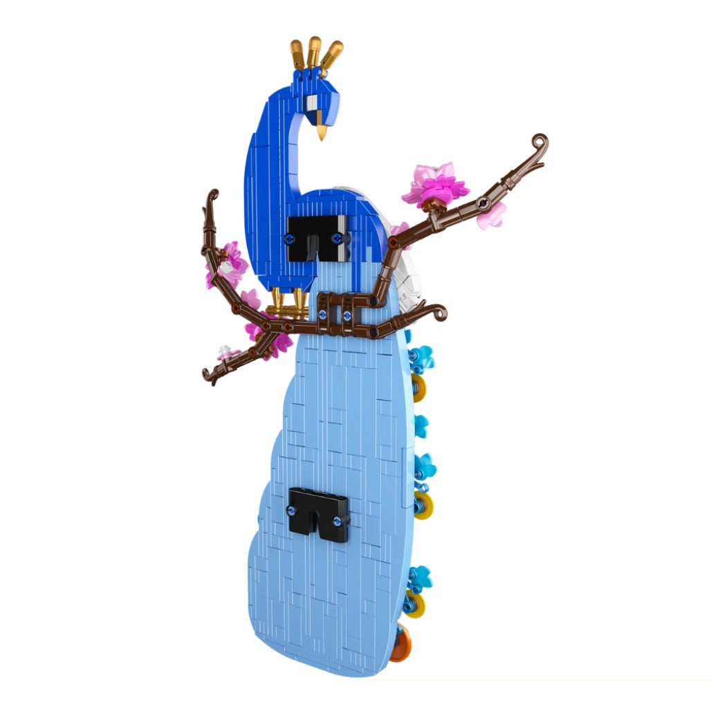 A Photo Of Mould King Peacock Wall Art Building Toy Set - 690 Pieces - 10149
