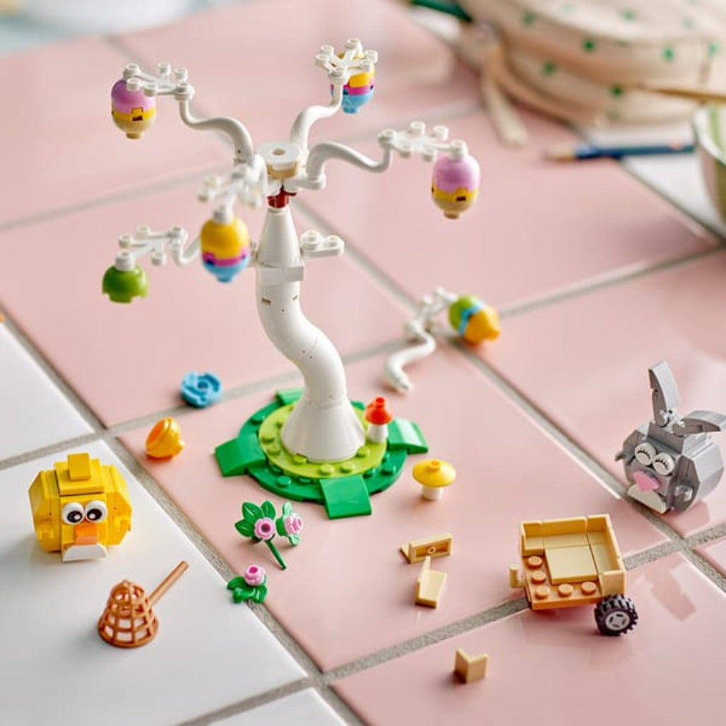 A Photo Of LEGO Easter Bunny and Chick Egg Hunt - 140 Pieces - 40808