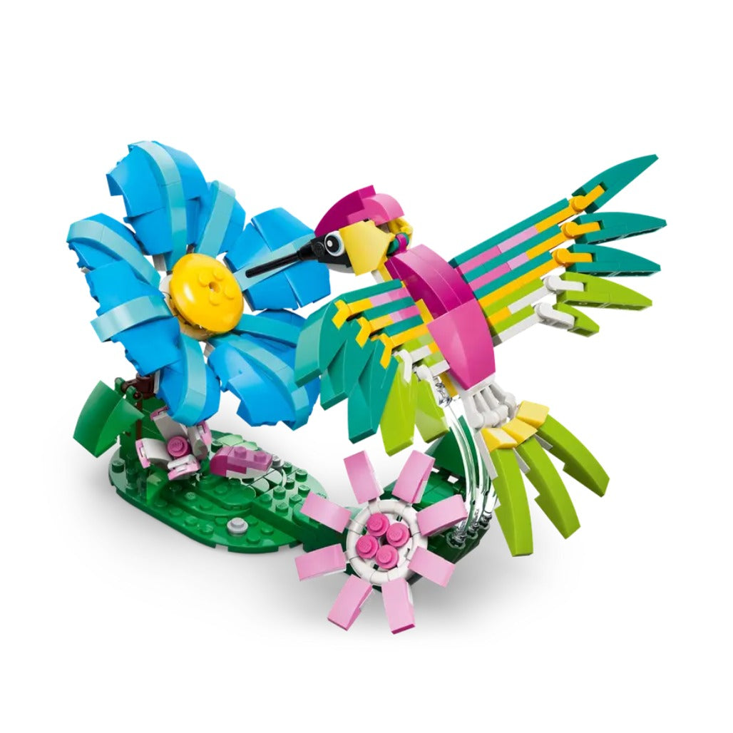 A Photo Of LEGO Creator 3-in-1 Wild Animals: Colorful Hummingbird 312 Pieces - 31384