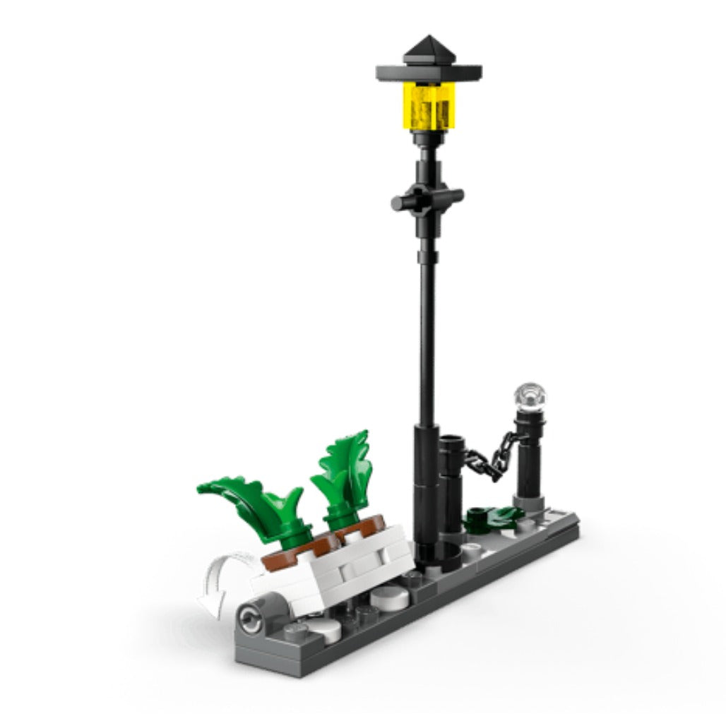 A Photo Of LEGO Hagrid™ & Harry's Privet Drive Escape - 124 Pieces - 76459