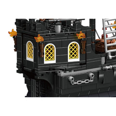 A Photo Of Mould King Black Pearl Pirate Ship Building Toy Set - 932 Pieces - 10195