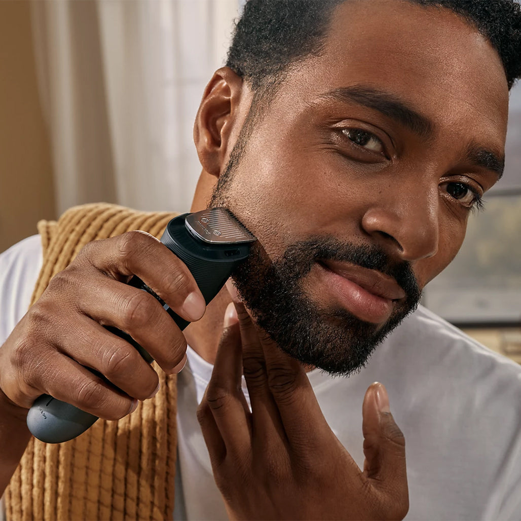 A Photo Of Philips Beard Trimmer 7000 Series BT7670/15