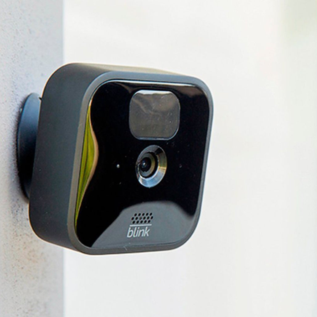 A Photo Of Blink Outdoor (3rd Gen) 3-Camera Wireless Security System - 1080p HD, Battery-Powered, Infrared Night Vision