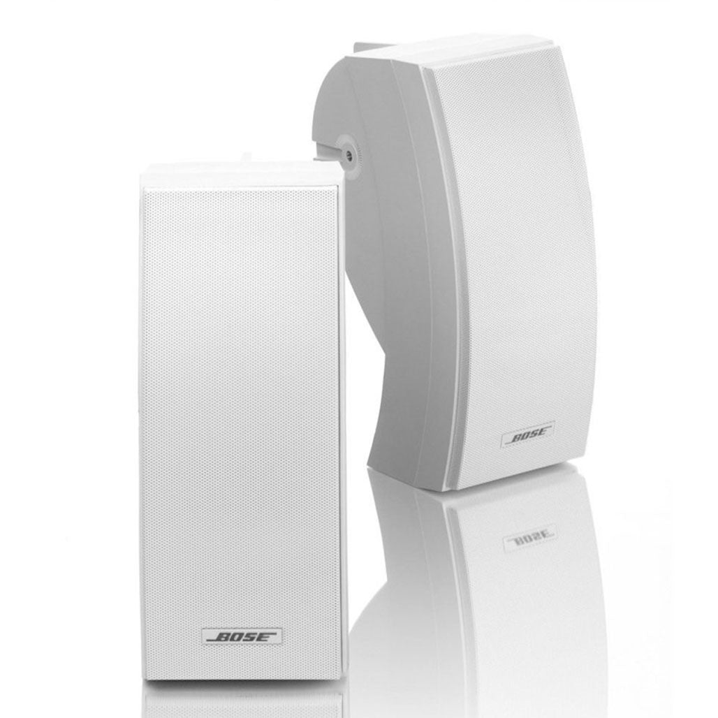 A Photo Of Bose 251 Wall Mount Outdoor Speakers - Weatherproof White Stereo Speakers with Articulated Array® Design