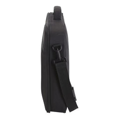 A Photo Of Case Logic 17.3-inch Laptop Case VNCI-217 – Protective and Organized Laptop Bag for Professionals