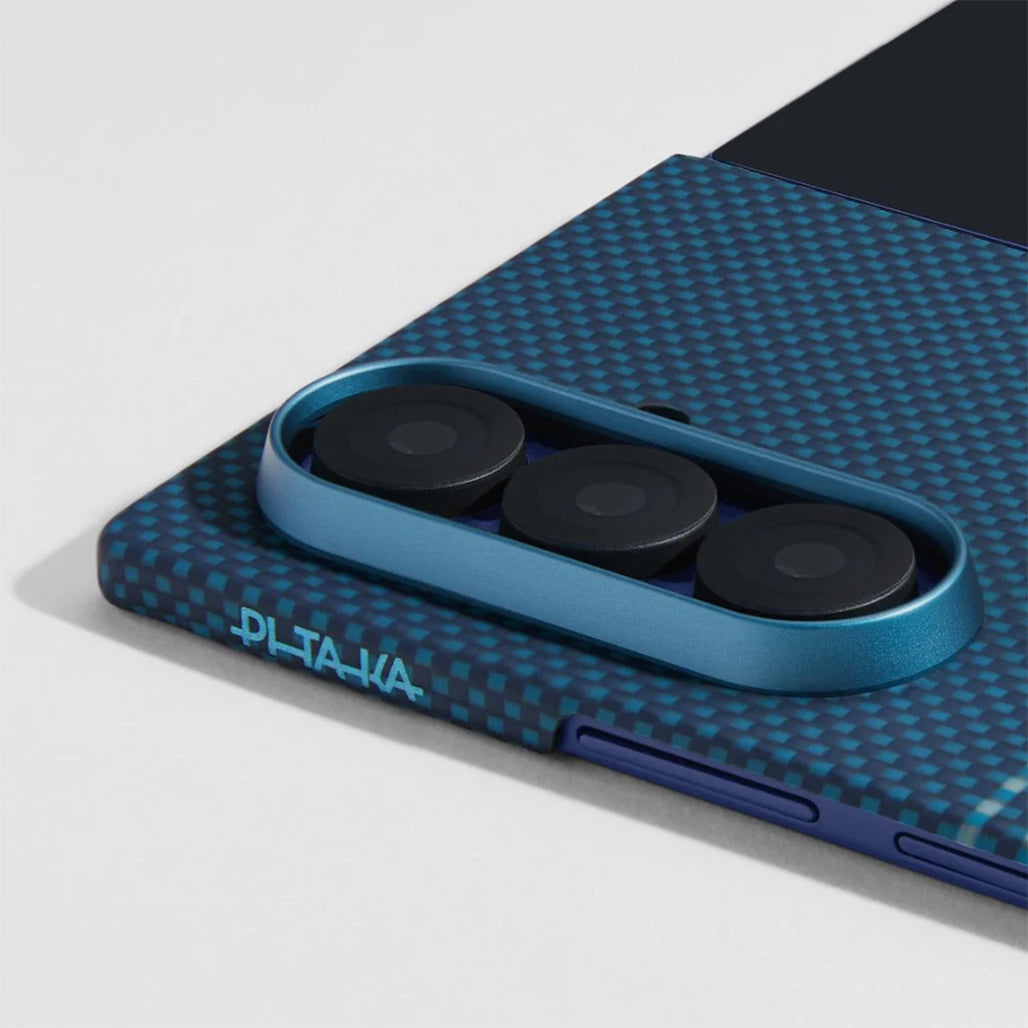 A Photo Of Pitaka Ultra-Slim Galaxy Z Fold7 Case
