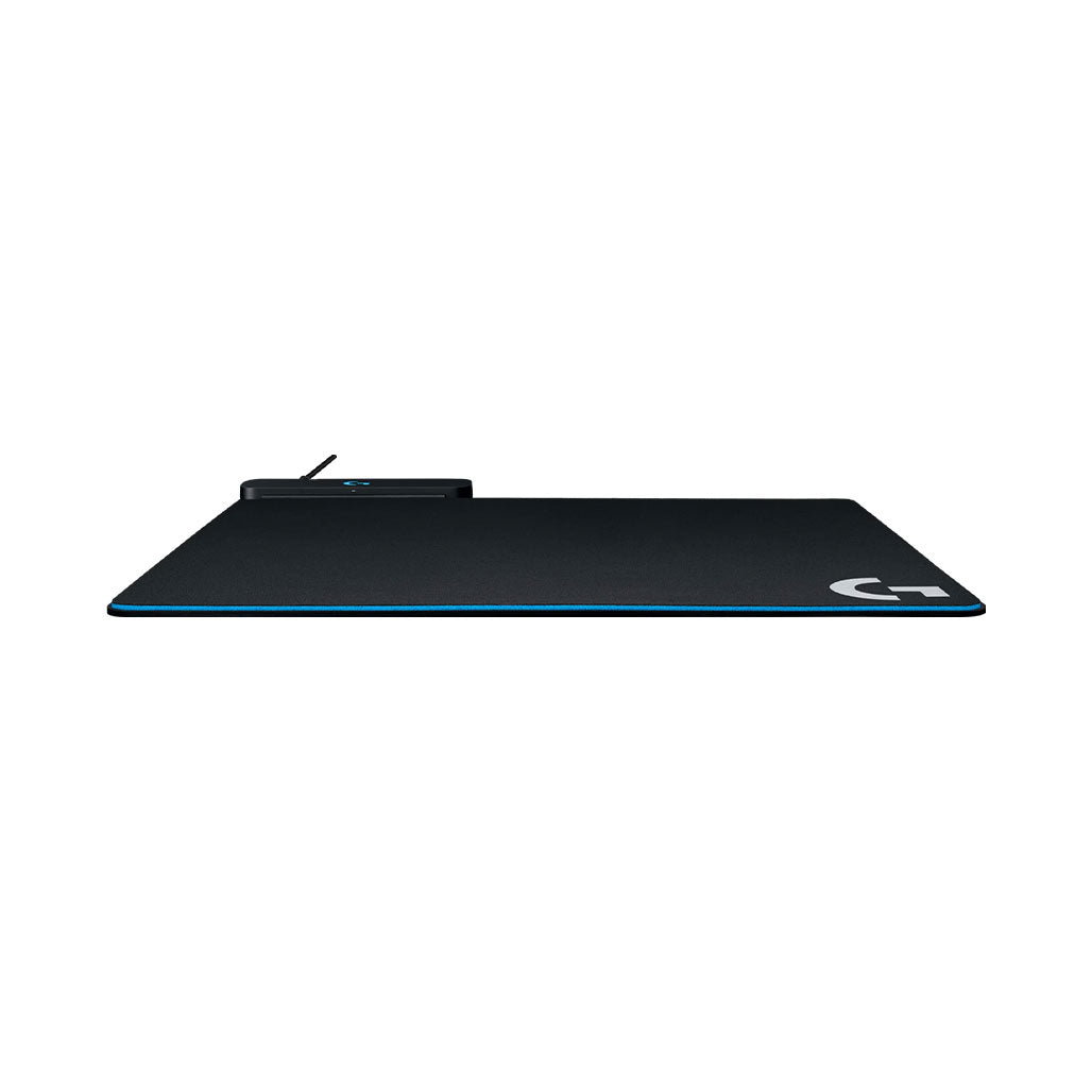 A Photo Of Logitech 943-000110 POWERPLAY Wireless Charging System - Uninterrupted Gaming with LIGHTSPEED Technology