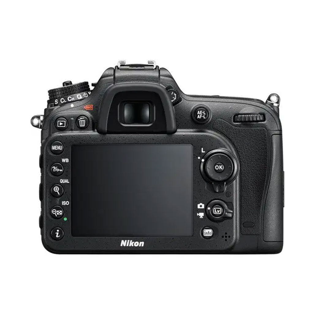 A Photo Of Nikon D7200 DSLR Camera with 18-140mm Lens