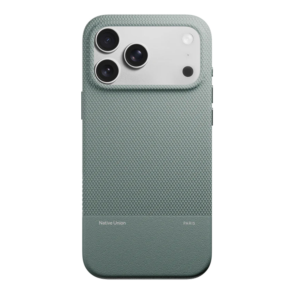 A Photo Of Native Union (Re)Classic Case for iPhone 17 Pro Max