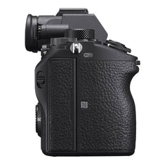 A Photo Of Sony Alpha a7 III Mirrorless Digital Camera (Body Only) - Full-Frame, 24.2MP with 4K Video and 5-Axis Stabilization