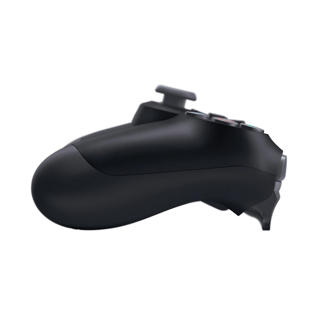 A Photo Of Sony DualShock 4 Controller Bundle with EA Sports FIFA 21