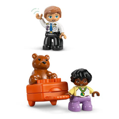 A Photo Of LEGO Duplo First Time at the Airport 23 Pieces - 10443