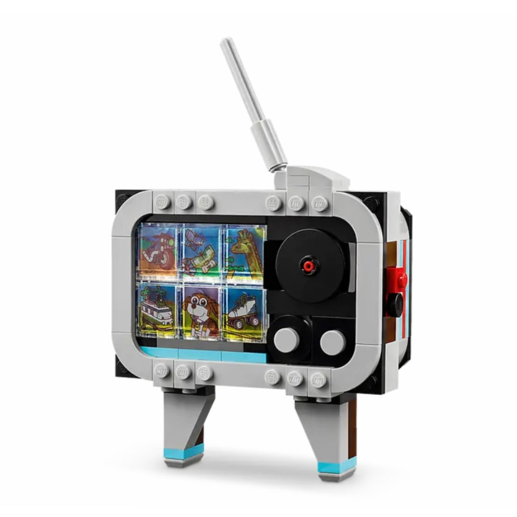 A Photo Of LEGO Creator 3in1 Retro Camera 261 Pieces - 31147