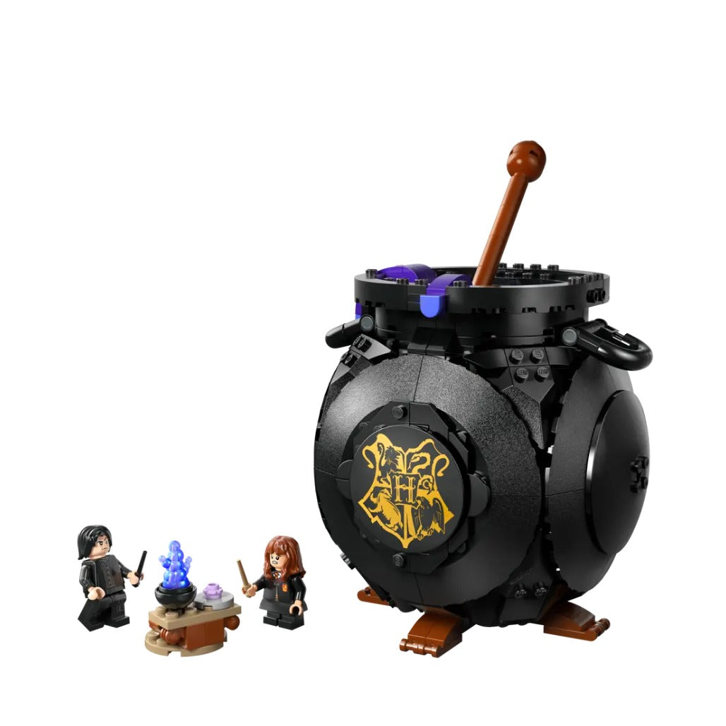 A Photo Of LEGO Harry Potter Cauldron: Secret Potions Classroom 652 Pieces - 76464