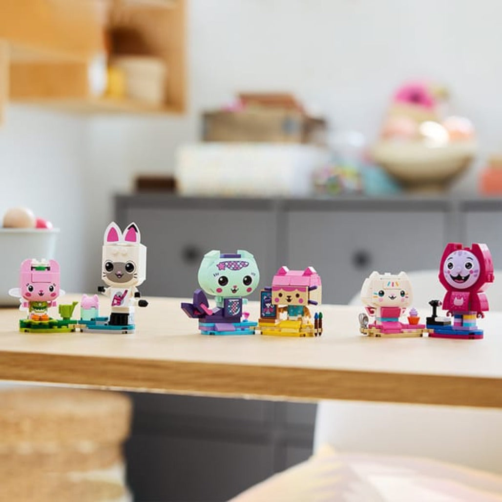 A Photo Of LEGO Gabby's Brick-Built Cat Friends - 324 Pieces - 11215