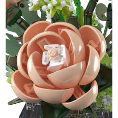 A Photo Of Mould King White Rose Flower Bouquet Building Toy Set - 981 Pieces - 24109