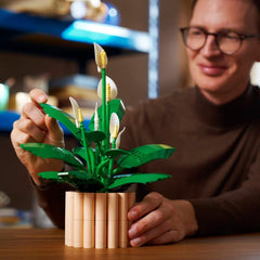 A Photo Of LEGO Peace Lily - 474 Pieces - 11504