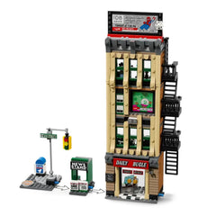 A Photo Of LEGO Marvel Spider-Man vs. Mysterio: The Daily Bugle 781 Pieces - 76342