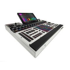 A Photo Of AKAI Akai Professional MPC XL Standalone Music Production Center - akai-professional-mpc-xl-standalone-music-production-center