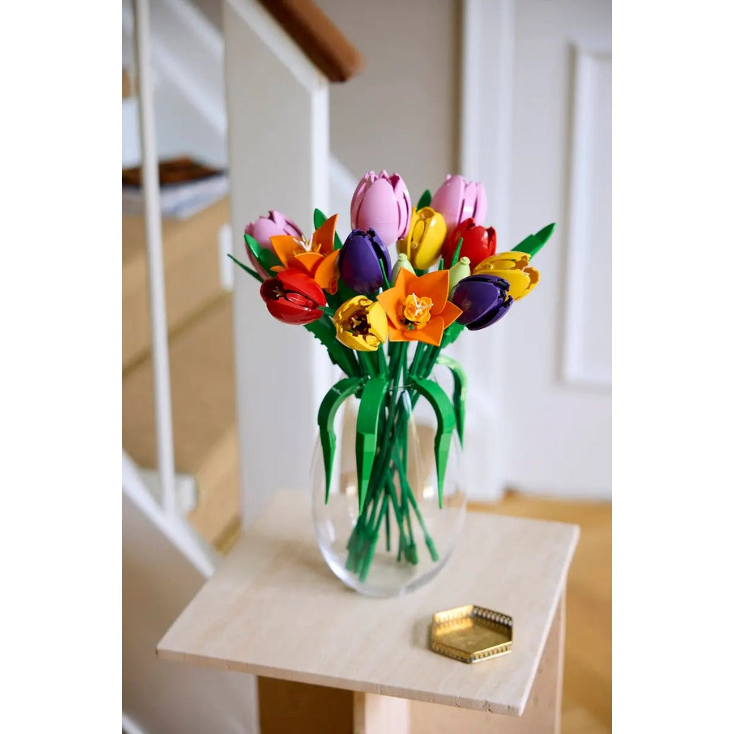 A Photo Of LEGO Botanicals Tulip Bouquet 576 Pieces - 11501