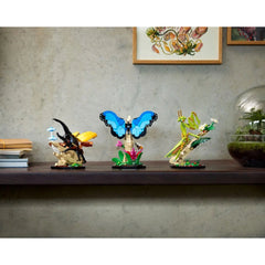 A Photo Of LEGO Ideas The Insect Collection 1111 Pieces - 21342