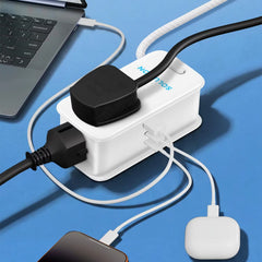 A Photo Of Powerology SOLUTION 30W GaN Charger, Universal Multi-Port Adapter, Global Multi-Plug - White