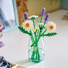A Photo Of LEGO Daisies - 133 Pieces - 11508