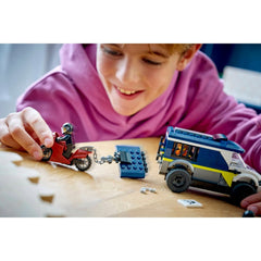 A Photo Of LEGO City Police Prisoner Transport Van 198 Pieces - 60479