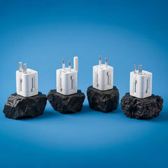 A Photo Of Powerology SOLUTION 30W GaN Charger, Universal Multi-Port Adapter, Global Multi-Plug - White