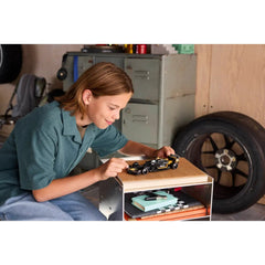 A Photo Of LEGO Speed Champions APXGP Team Race Car from F1® The Movie 268 Pieces - 77252