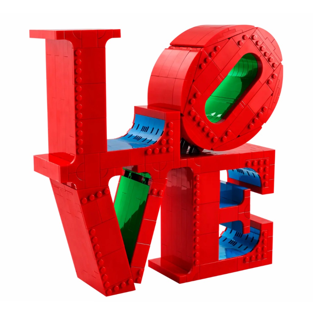 A Photo Of LEGO LOVE 791 Pieces - 31214