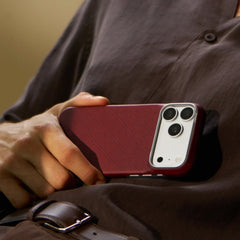 A Photo Of Pitaka Edge Case for iPhone 18 Pro / iPhone 18 Pro Max – Ultra-Thin Aramid Fiber MagSafe Case