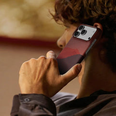 A Photo Of Pitaka Edge Case for iPhone 18 Pro / iPhone 18 Pro Max – Ultra-Thin Aramid Fiber MagSafe Case