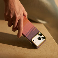 A Photo Of Pitaka Edge Case for iPhone 18 Pro / iPhone 18 Pro Max – Ultra-Thin Aramid Fiber MagSafe Case